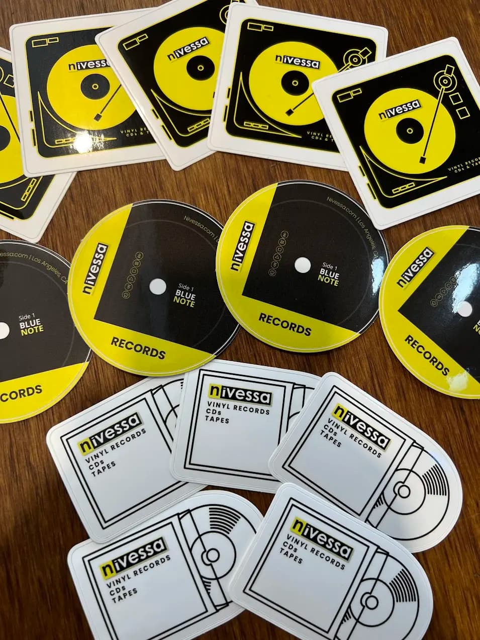 Nivessa Stickers