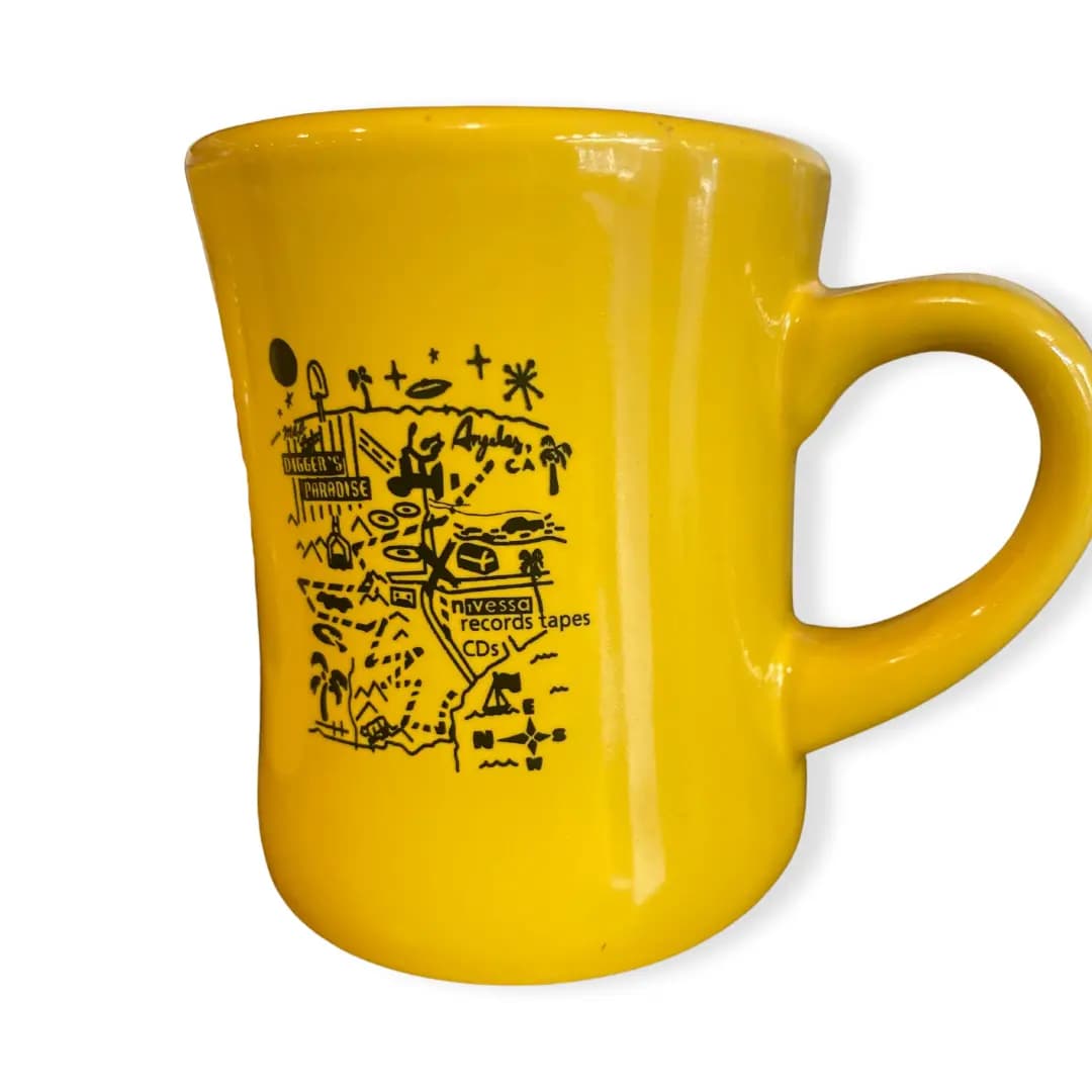 Nivessa Mug