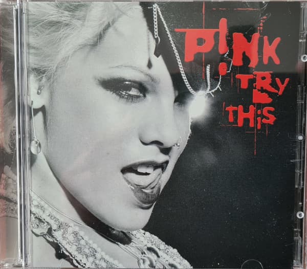 P!Nk – Try This vinyl cover art