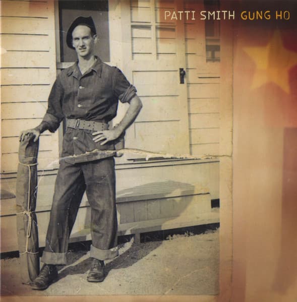 Patti Smith – Gung Ho vinyl cover art