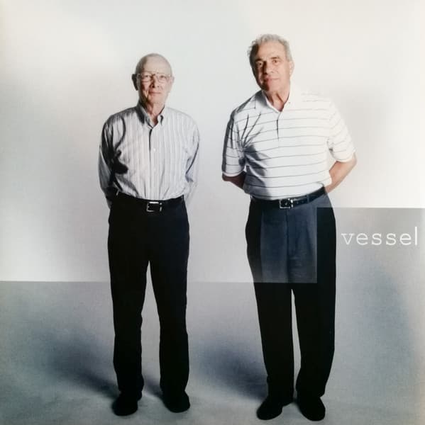 Twenty One Pilots – Vessel vinyl cover art
